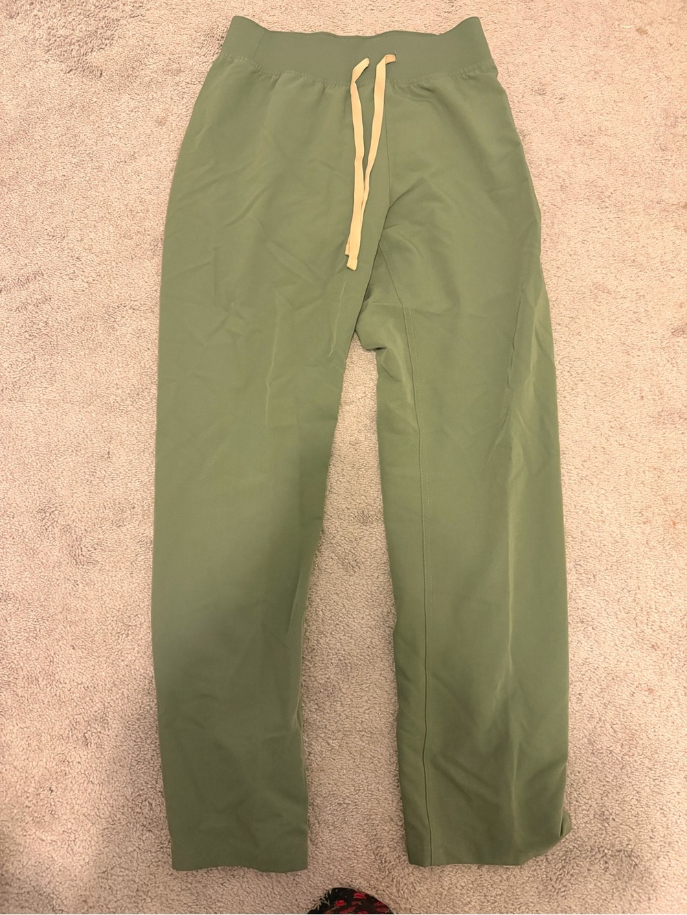 Figs High-Waisted Basic Livingston Scrub Pants in Moss